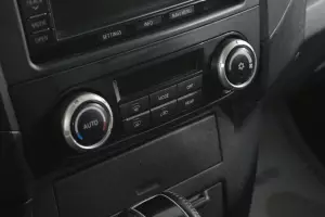 Mitsubishi  10