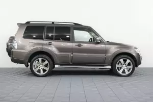 Mitsubishi  17