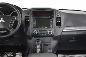 Mitsubishi  13