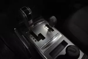 Mitsubishi  6