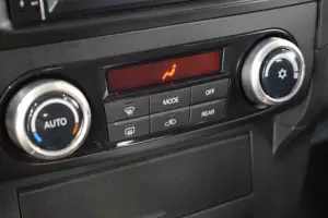 Mitsubishi  4