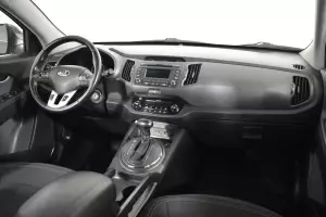 Kia  8