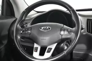 Kia  3