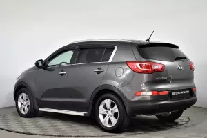 Kia  17