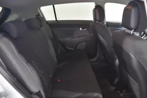 Kia  16