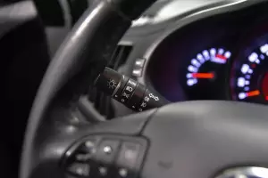 Kia  9