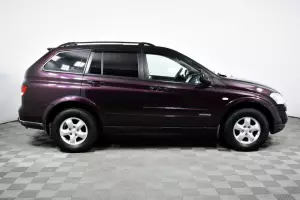SsangYong  3