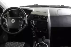 SsangYong  6