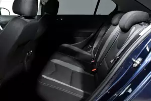 Peugeot  9