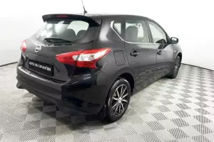Nissan  2