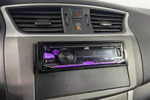 Nissan  4