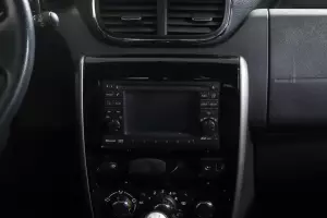 Nissan  8