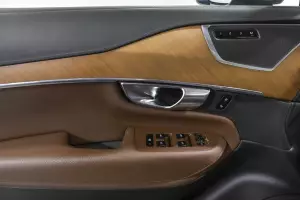Volvo  5