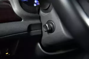 Infiniti  6