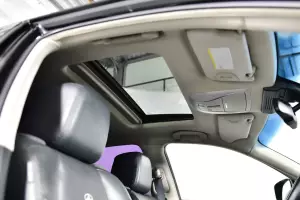 Infiniti  3
