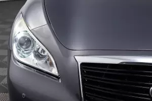 Infiniti  8