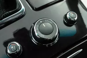 Infiniti  14