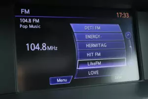 Infiniti  10