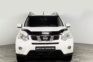 Nissan  2
