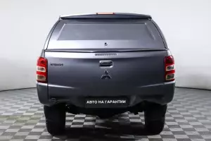 Mitsubishi  5