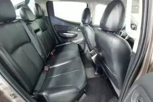 Mitsubishi  12