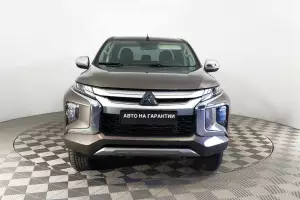 Mitsubishi  2