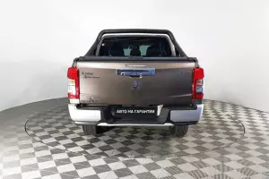 Mitsubishi  5