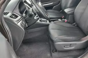Mitsubishi  7