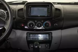 Mitsubishi  10
