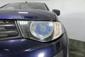 Mitsubishi  7
