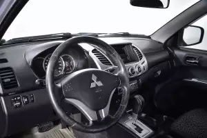 Mitsubishi  12