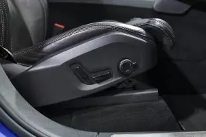 Volvo  4