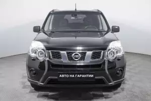 Nissan  2