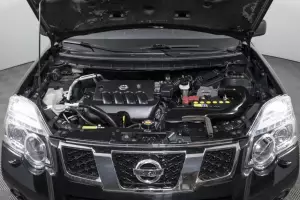 Nissan  8