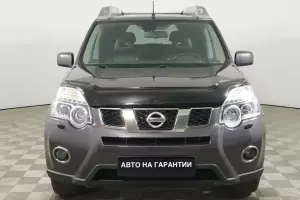 Nissan  2