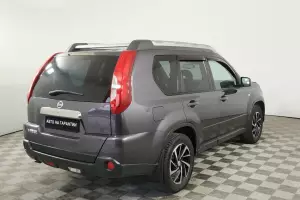 Nissan  4