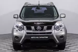 Nissan  2