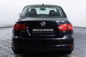 Volkswagen  5
