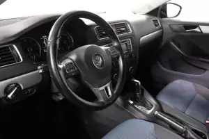 Volkswagen  9