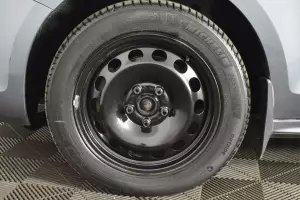 Volkswagen  8