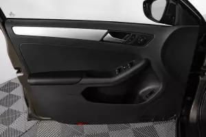Volkswagen  10