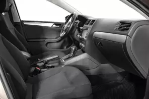 Volkswagen  5