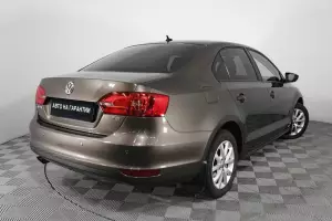 Volkswagen  18