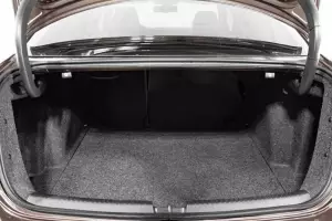 Volkswagen  16