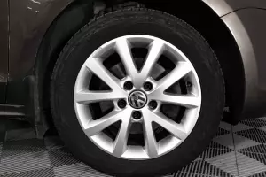 Volkswagen  15