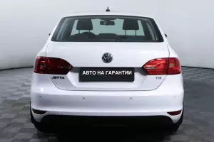 Volkswagen  5