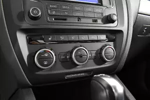 Volkswagen  8