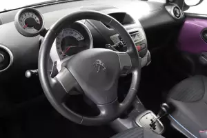 Peugeot  9