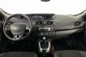 Renault  9