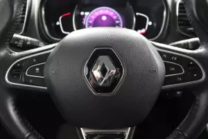 Renault  11